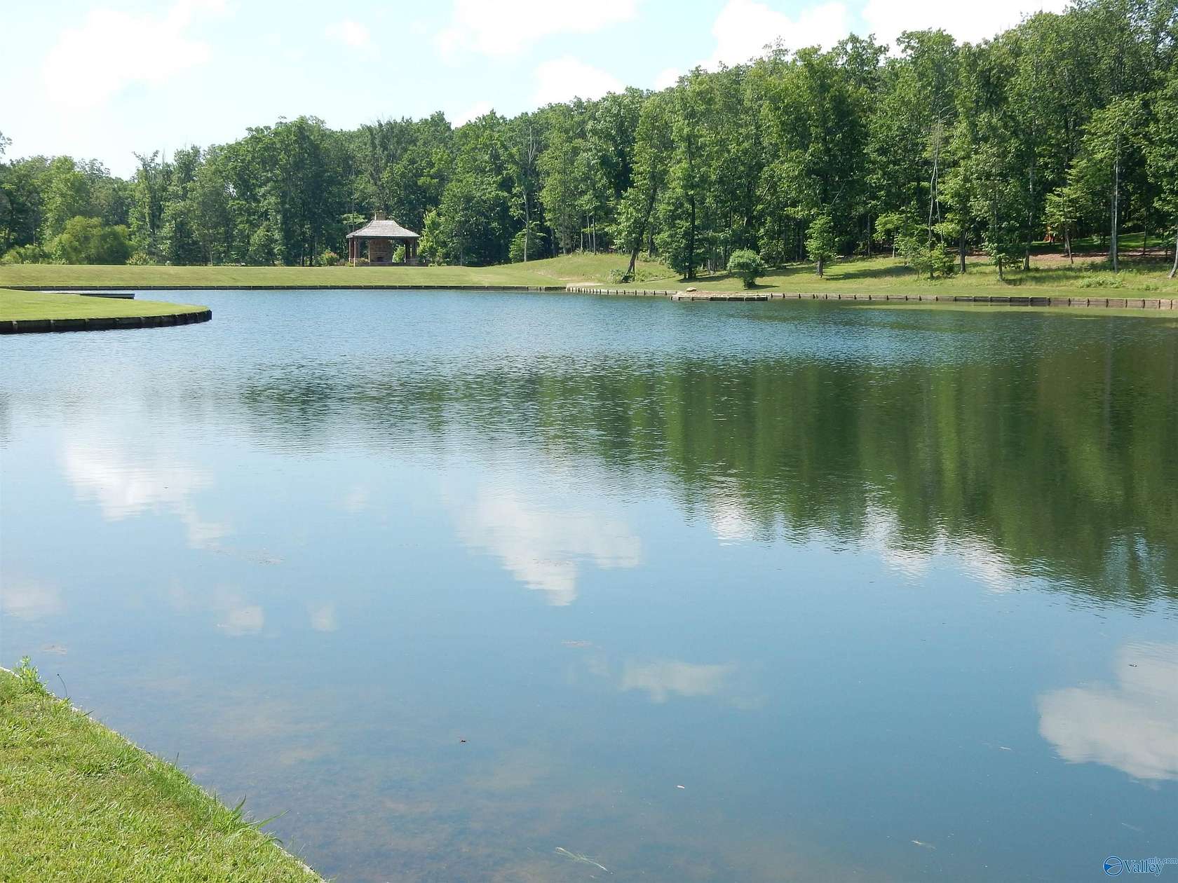 0.85 Acres of Land for Sale in Huntsville, Alabama