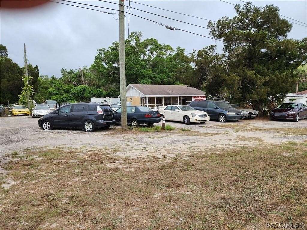 2.5 Acres of Mixed-Use Land for Sale in Inglis, Florida