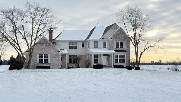 4.84 Acres of Land with Home for Lease in Barrington Hills, Illinois