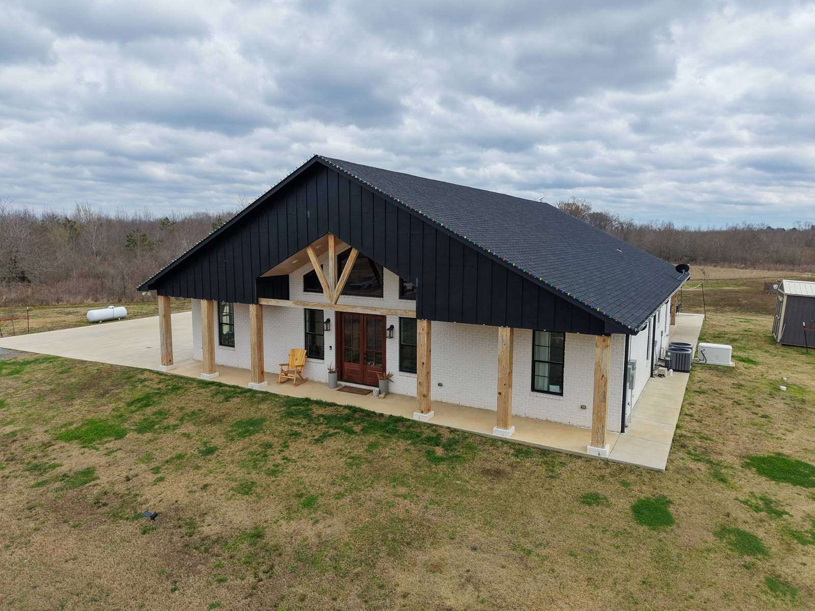 9 Acres of Land with Home for Sale in Columbia, Louisiana