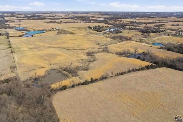 59.8 Acres of Agricultural & Residential Land for Sale in Auburn, Kansas
