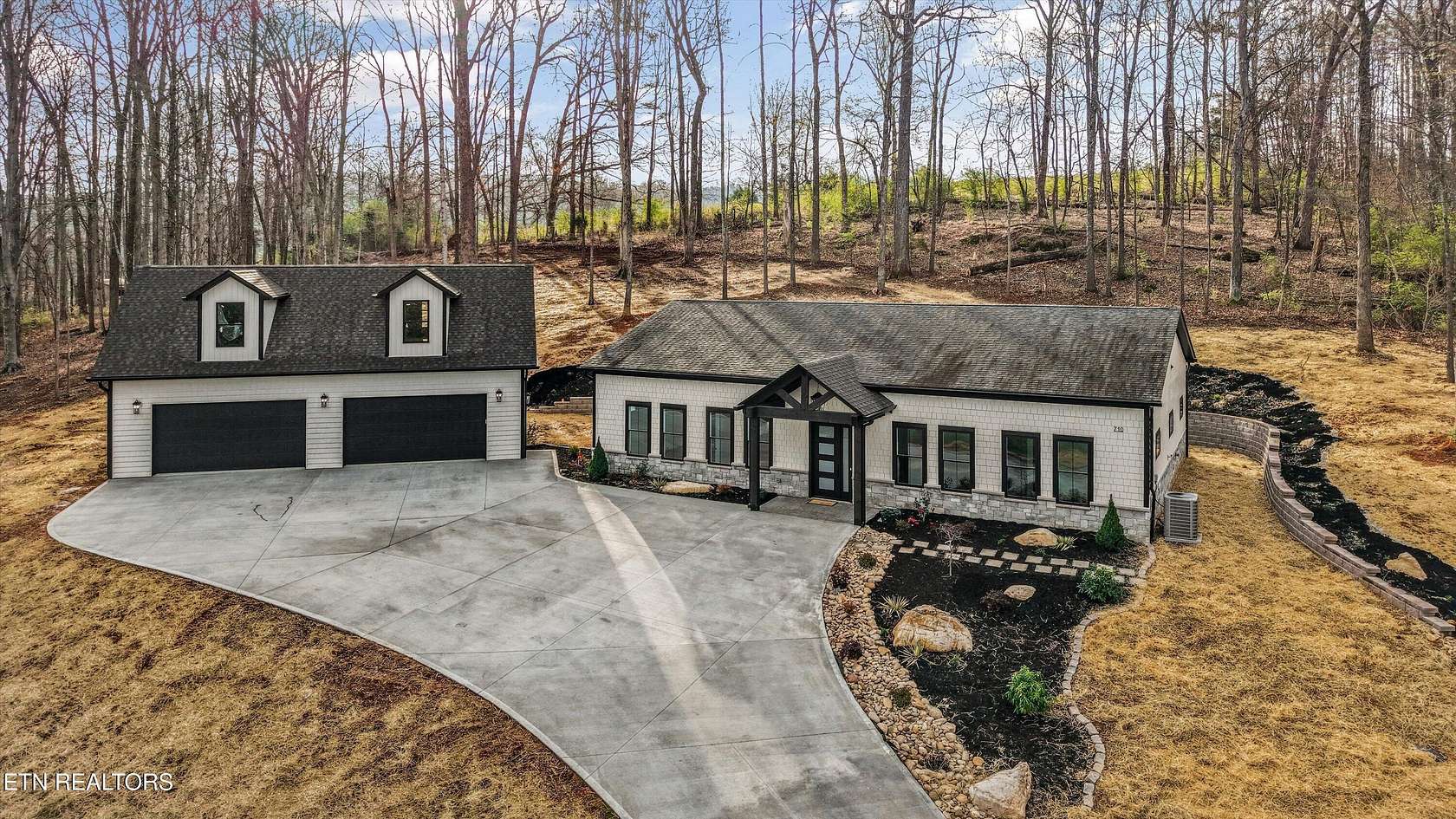 2.33 Acres of Land with Home for Sale in Knoxville, Tennessee