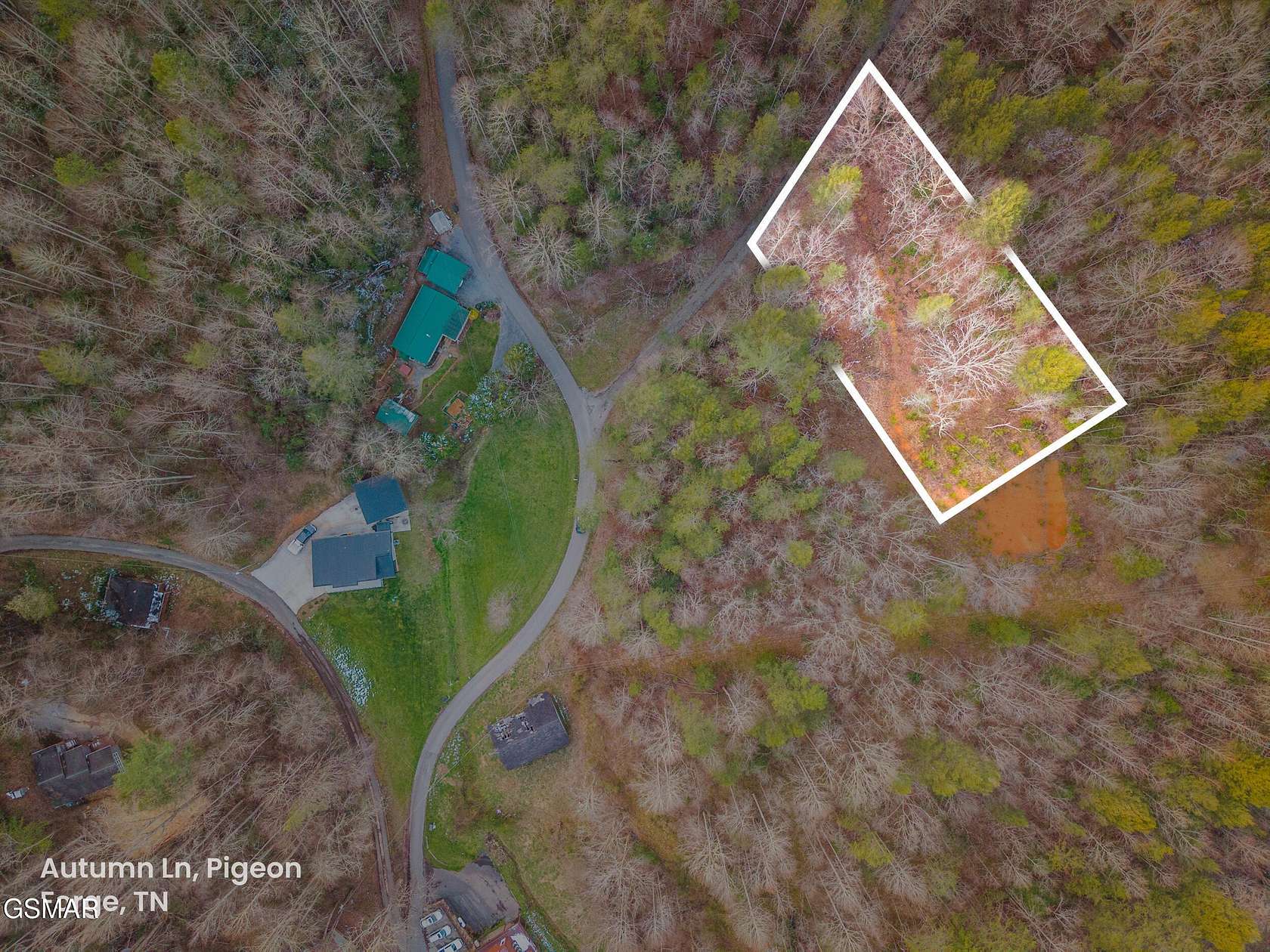 1 Acre of Residential Land for Sale in Gatlinburg, Tennessee