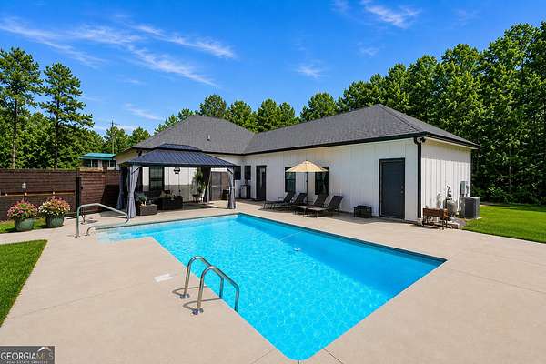 5 Acres of Land with Home for Sale in Griffin, Georgia