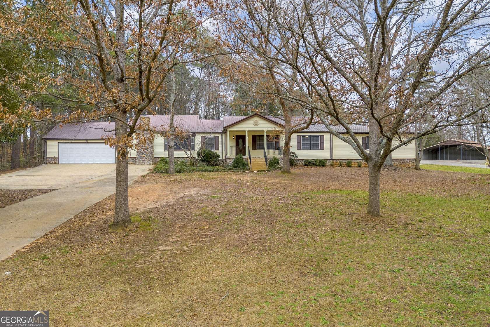 1.65 Acres of Land with Home for Sale in Hull, Georgia