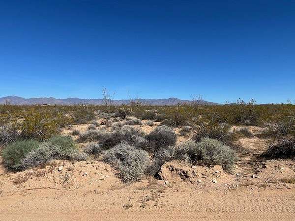 4.19 Acres of Residential Land for Sale in Yucca, Arizona