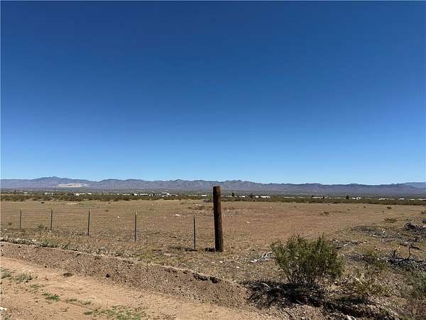 2.18 Acres of Residential Land for Sale in Golden Valley, Arizona