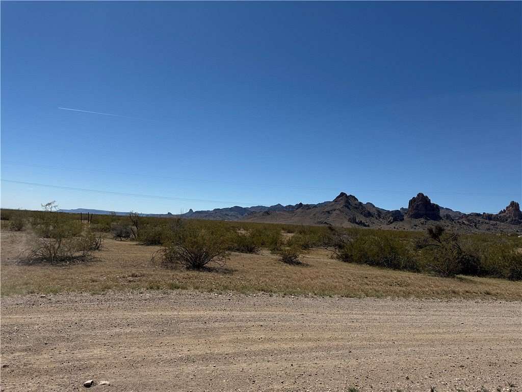 5 Acres of Residential Land for Sale in Golden Valley, Arizona