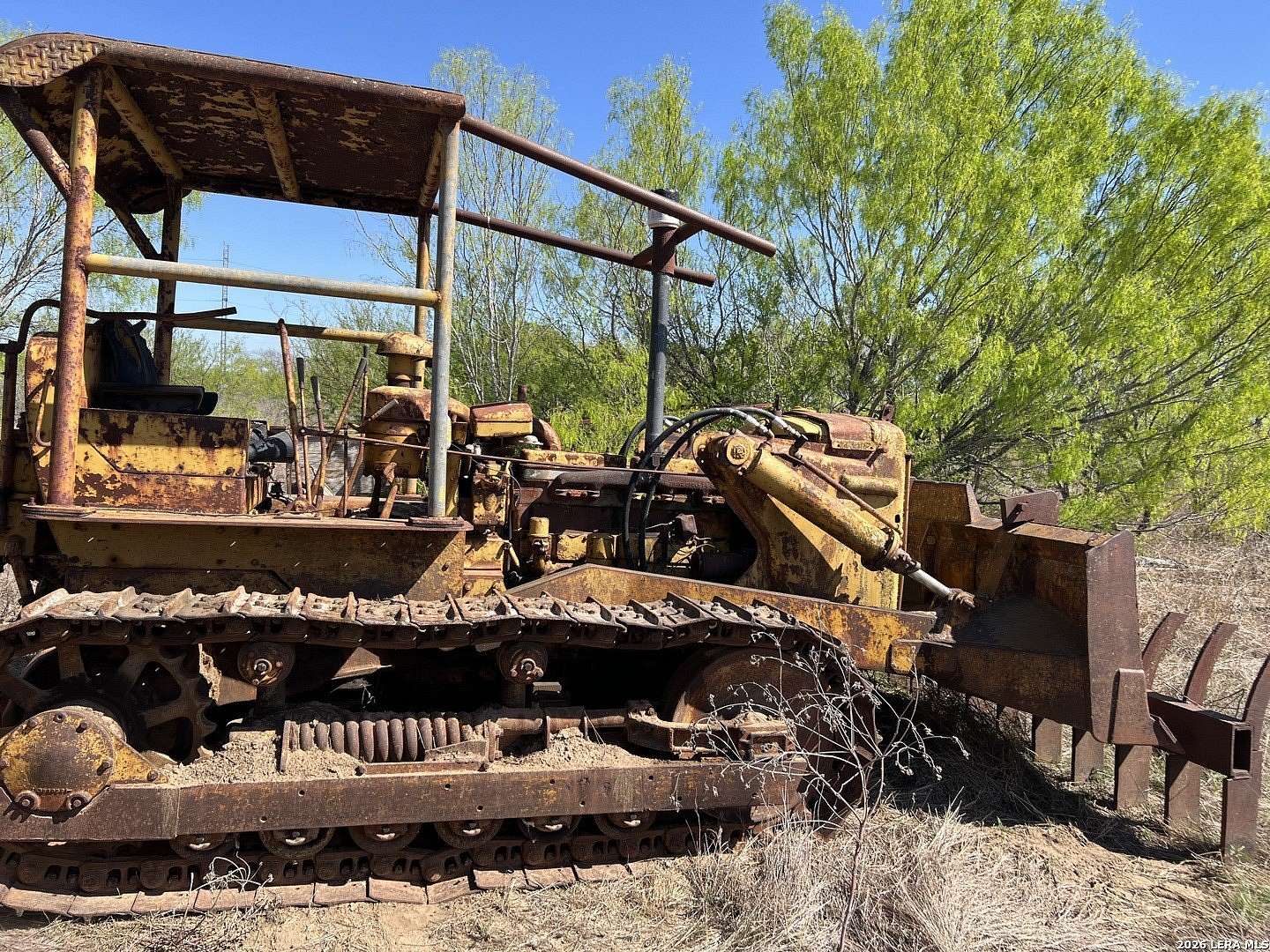 10 Acres of Mixed-Use Land for Sale in Atascosa, Texas