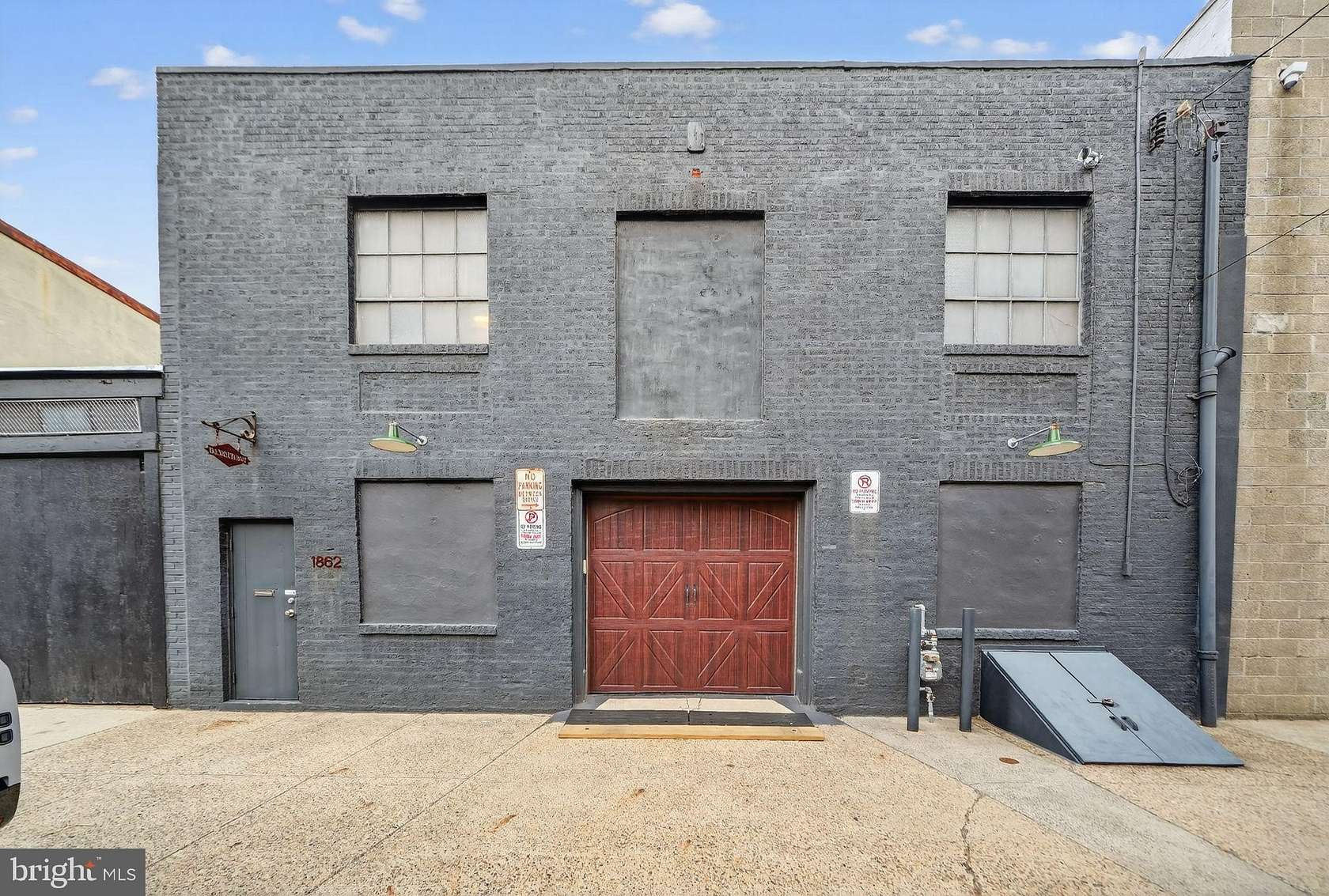 0.04 Acres of Commercial Land for Sale in Philadelphia, Pennsylvania