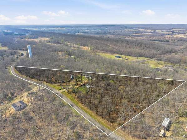 8 Acres of Recreational Land for Sale in Vilonia, Arkansas