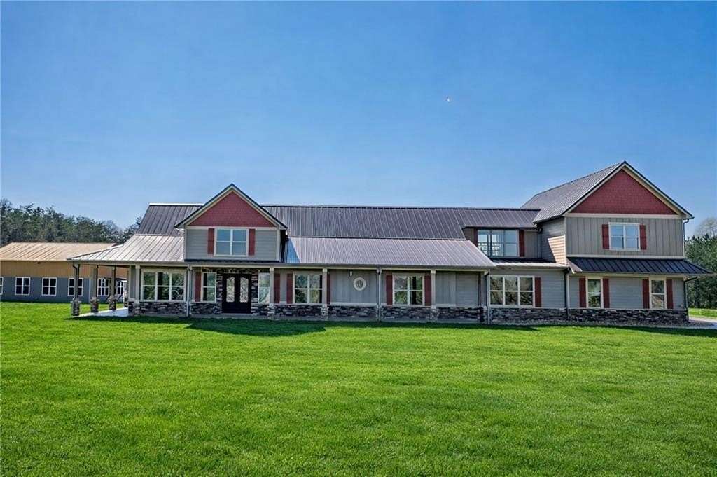 4 Acres of Land with Home for Sale in Rydal, Georgia