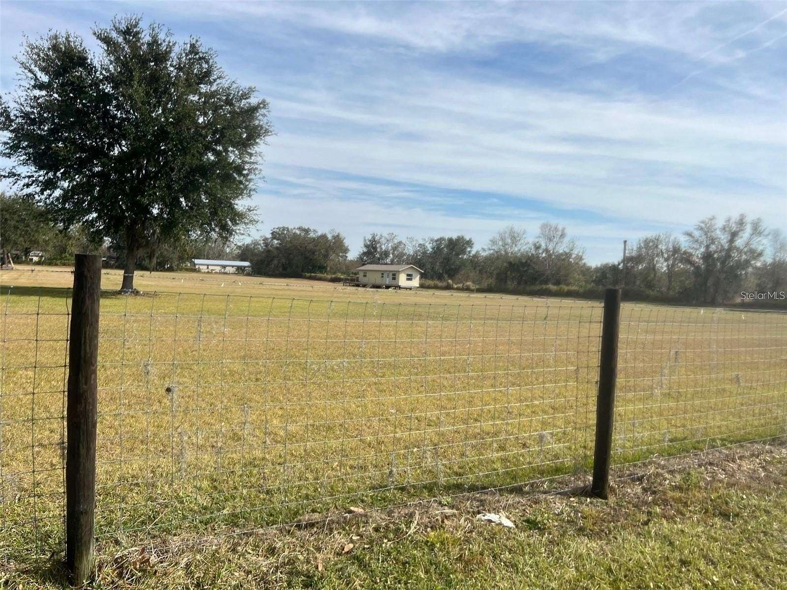 5.75 Acres of Land with Home for Sale in Wauchula, Florida
