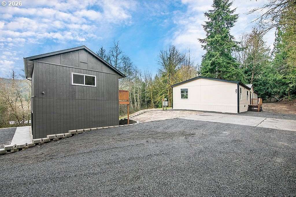 1.77 Acres of Land with Home for Sale in Kelso, Washington