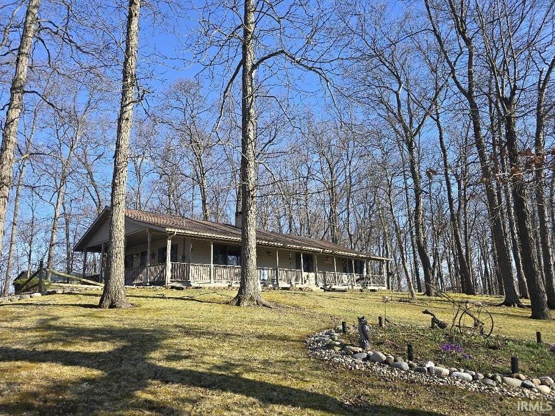 1.78 Acres of Land with Home for Sale in Kendallville, Indiana