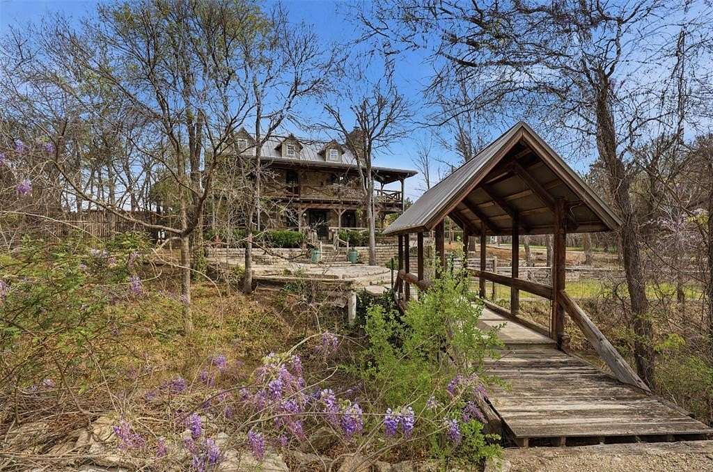 6.12 Acres of Land with Home for Sale in Cresson, Texas