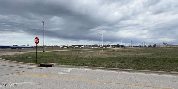 8 Acres of Commercial Land for Sale in Carthage, Missouri