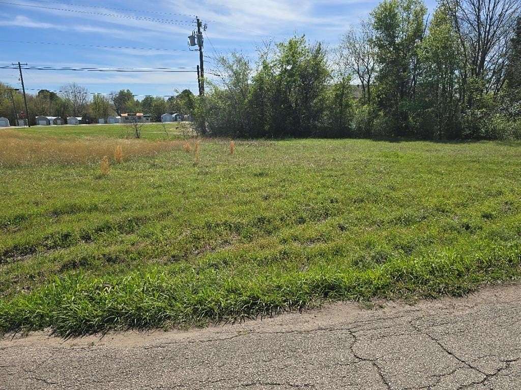 0.13 Acres of Residential Land for Sale in Gun Barrel City, Texas