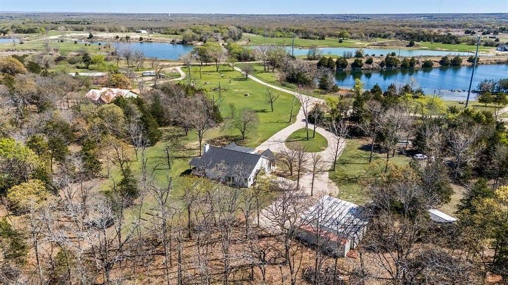 10.1 Acres of Land with Home for Sale in Quinlan, Texas