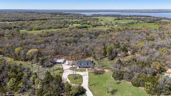 10.1 Acres of Land with Home for Sale in Quinlan, Texas