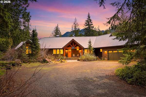 4.14 Acres of Land with Home for Sale in Rhododendron, Oregon