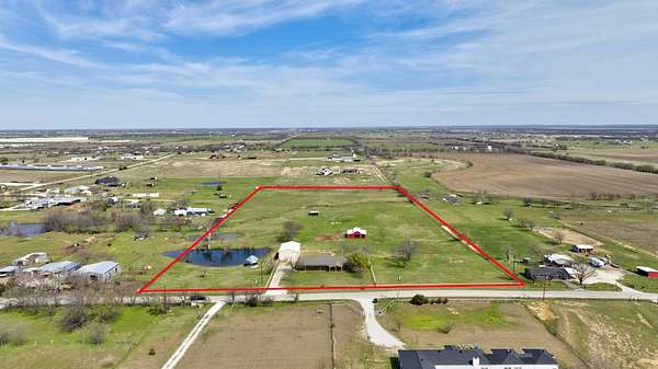 12.4 Acres of Land with Home for Sale in Sanger, Texas