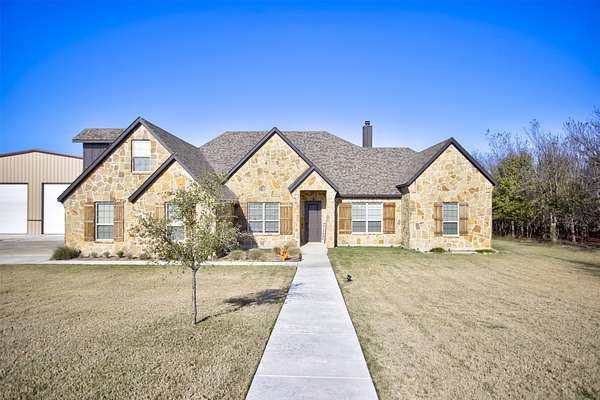 2 Acres of Land with Home for Sale in Aledo, Texas