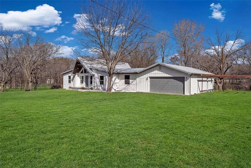 4.89 Acres of Land with Home for Sale in Weatherford, Texas