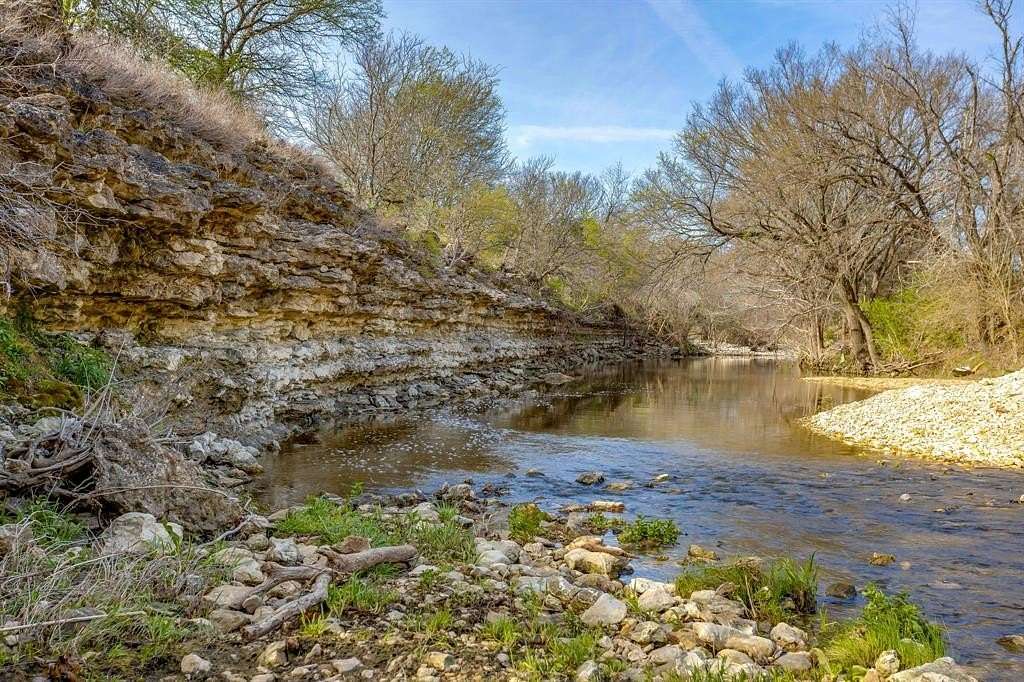 136 Acres of Land for Sale in Blum, Texas