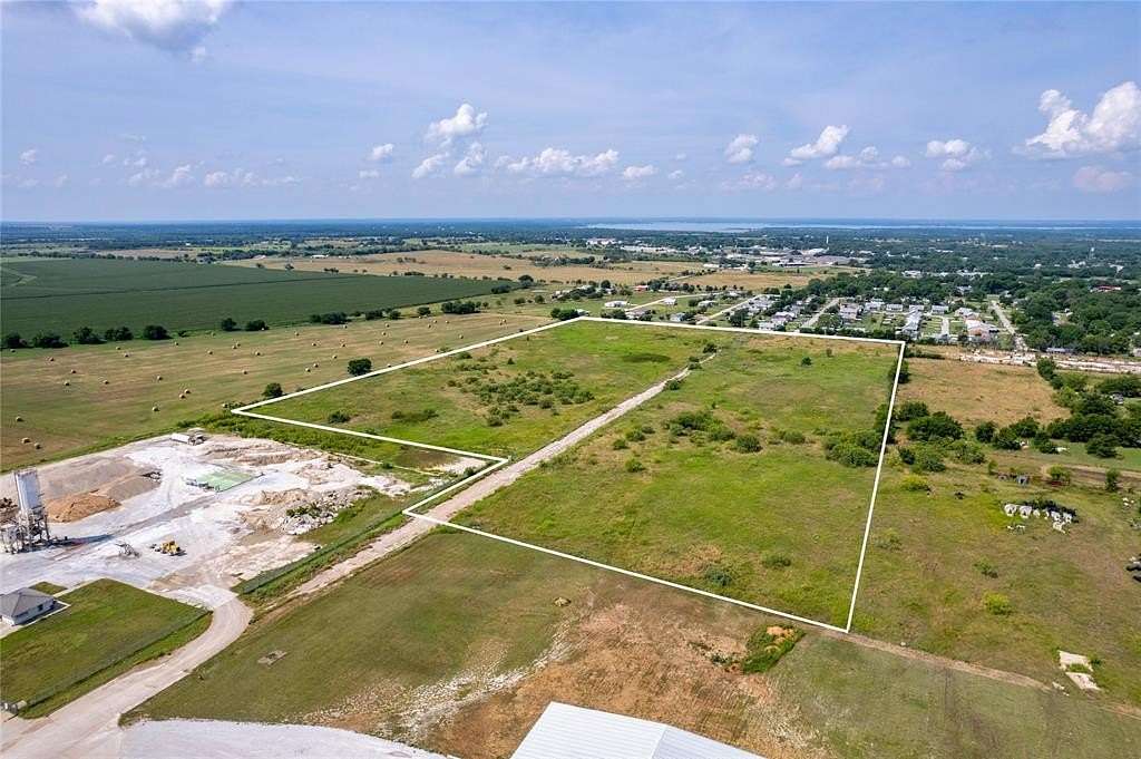 12.7 Acres of Land for Sale in Whitney, Texas