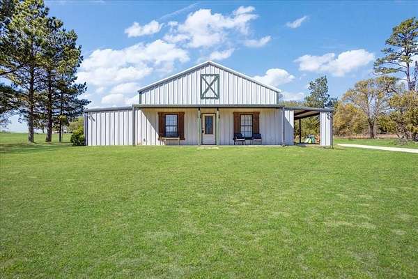 21.7 Acres of Land with Home for Sale in Mount Pleasant, Texas