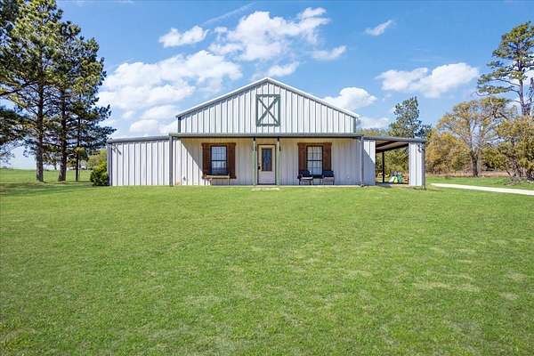 21.7 Acres of Land with Home for Sale in Mount Pleasant, Texas