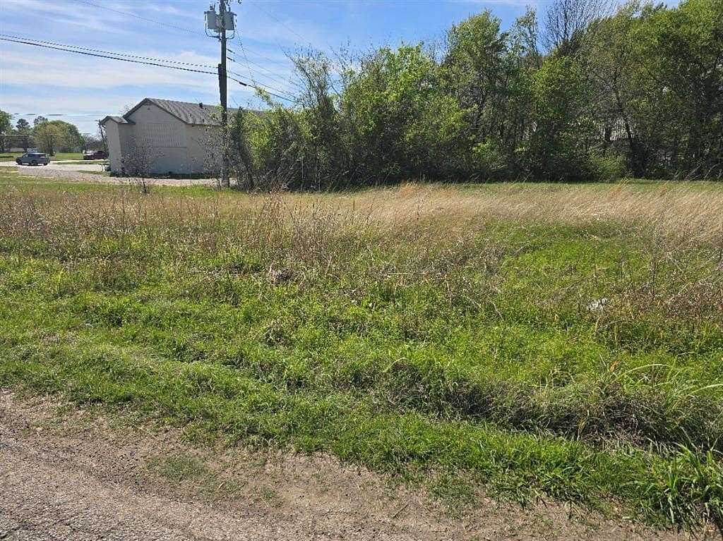0.48 Acres of Residential Land for Sale in Gun Barrel City, Texas
