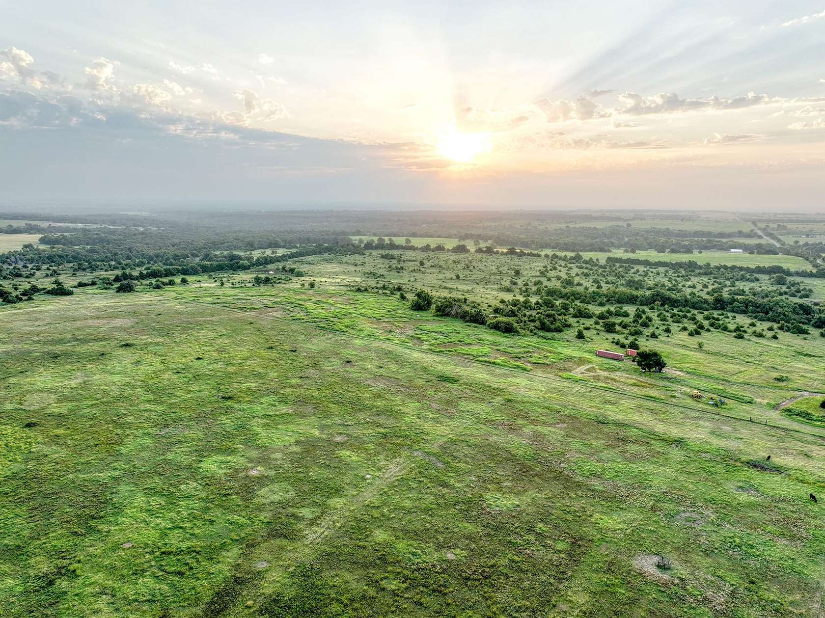111 Acres of Land for Sale in Perry, Oklahoma