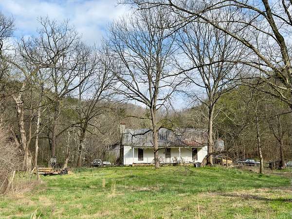 107 Acres of Land for Sale in Woodbury, Tennessee