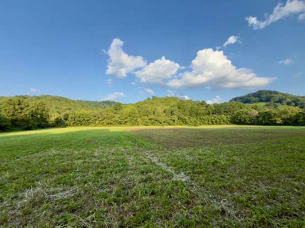107 Acres of Land for Sale in Woodbury, Tennessee
