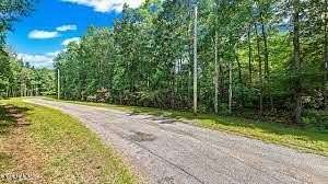 1.7 Acres of Residential Land for Sale in Monterey, Tennessee