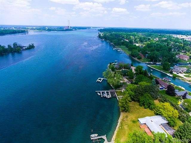 0.43 Acres of Residential Land for Sale in Grosse Ile Township, Michigan
