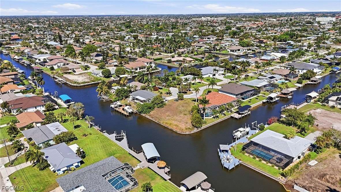 0.25 Acres of Residential Land for Sale in Cape Coral, Florida