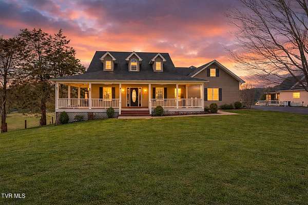 4 Acres of Land with Home for Sale in Abingdon, Virginia