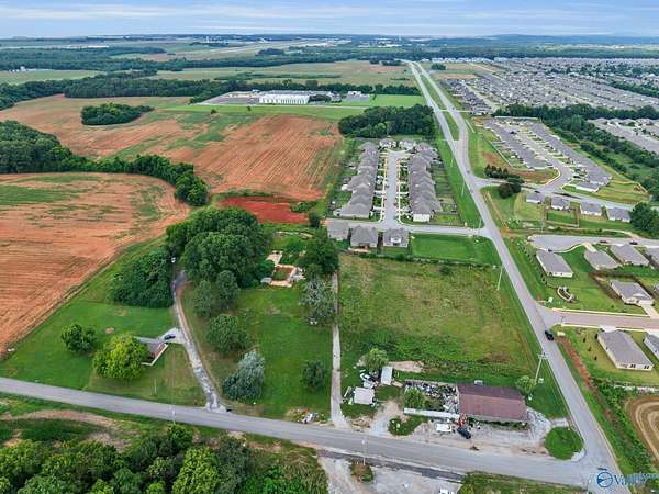 6 Acres of Improved Commercial Land for Sale in Madison, Alabama