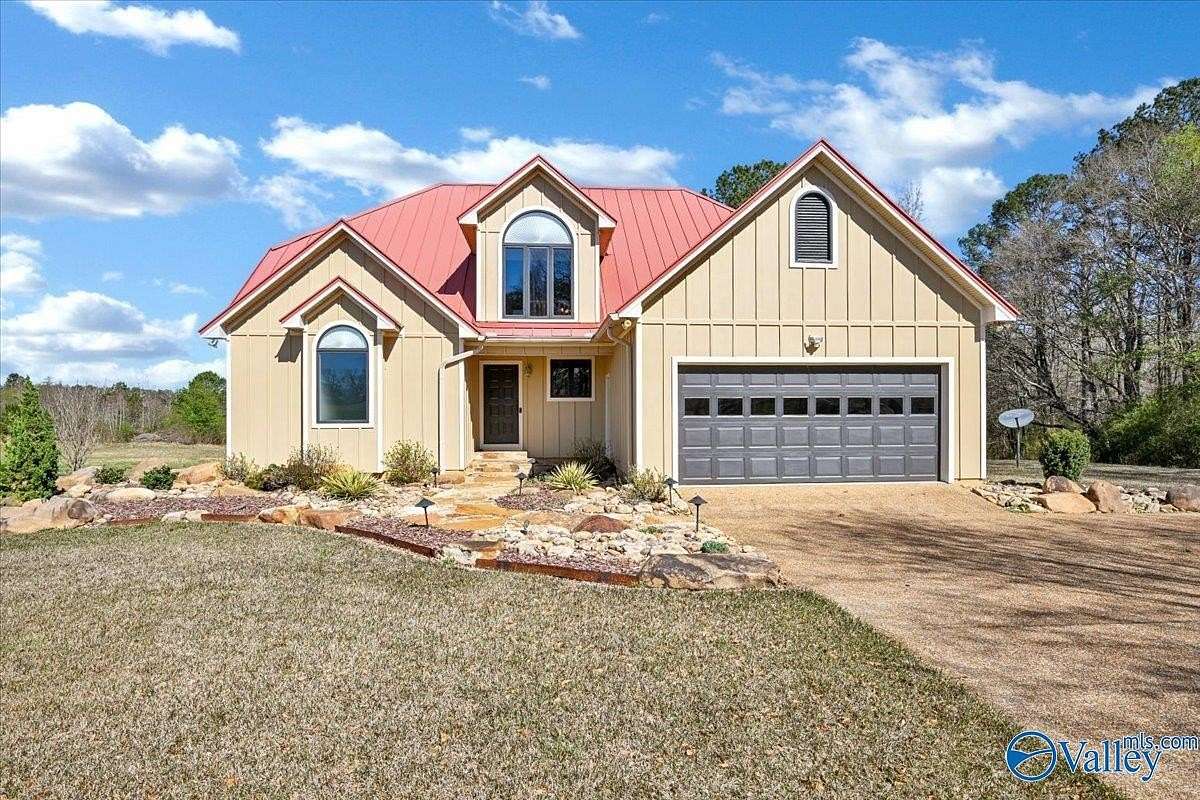 33.6 Acres of Land with Home for Sale in Hartselle, Alabama