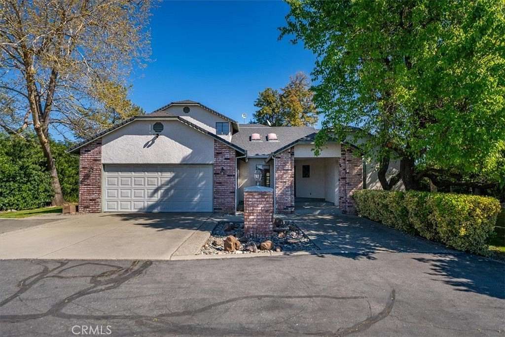 16.8 Acres of Land with Home for Sale in Corning, California