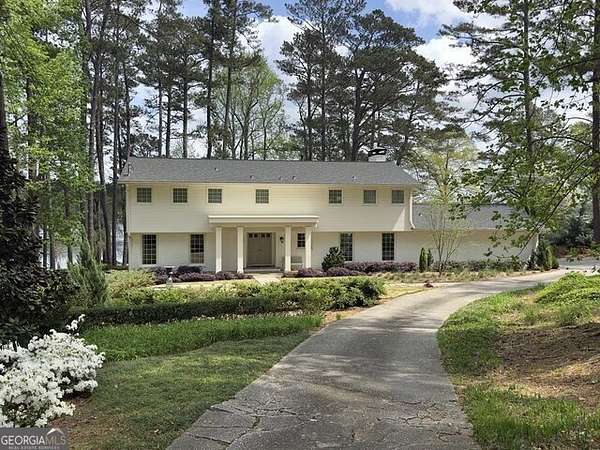 2 Acres of Land with Home for Sale in Jonesboro, Georgia