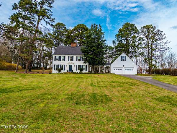 3 Acres of Land with Home for Sale in Lenoir City, Tennessee