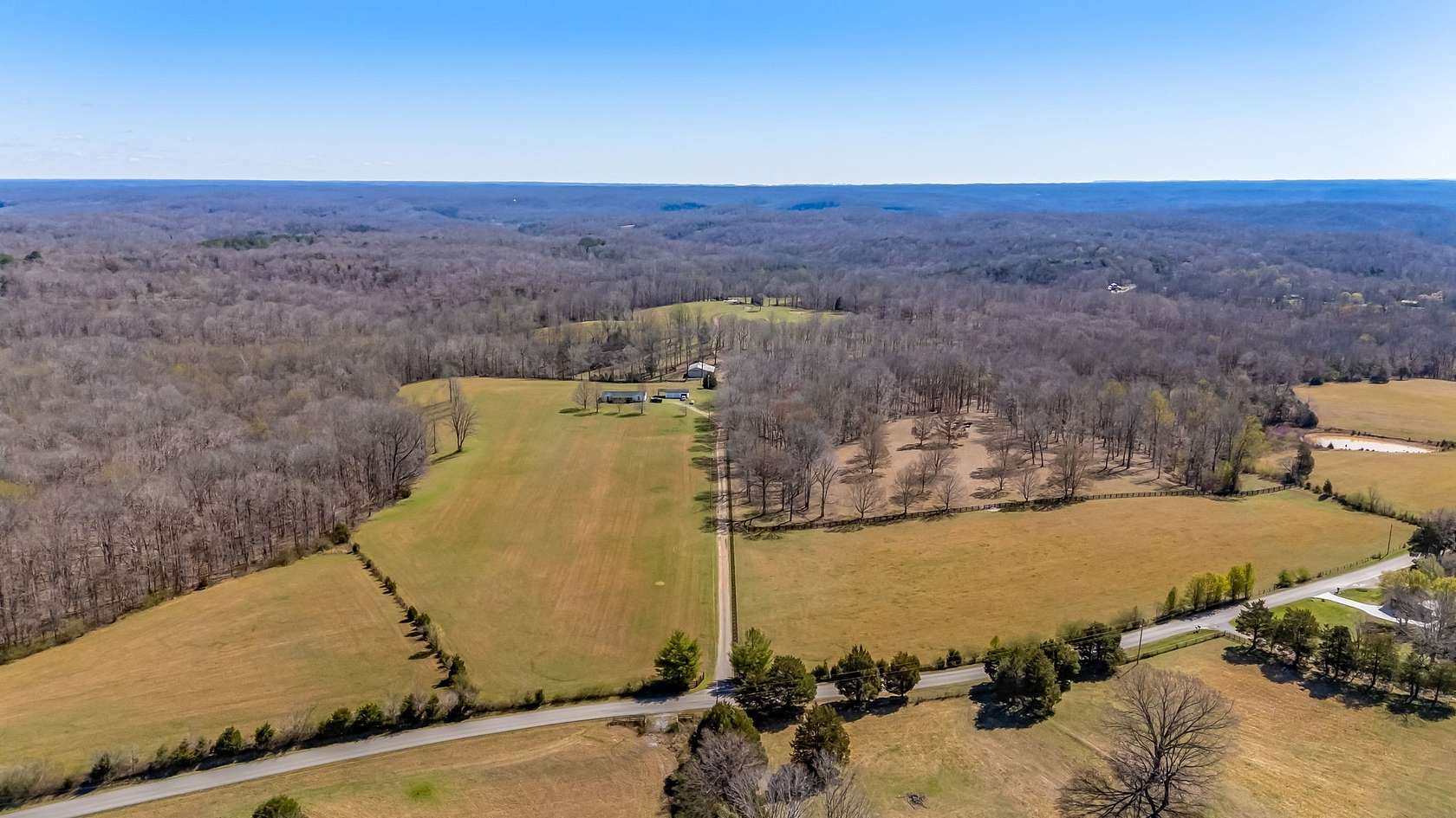 133 Acres of Land for Sale in Charlotte, Tennessee