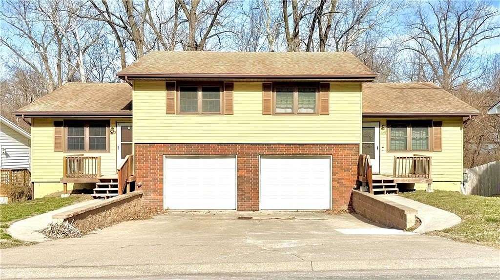 32 Acres of Land for Sale in St. Joseph, Missouri