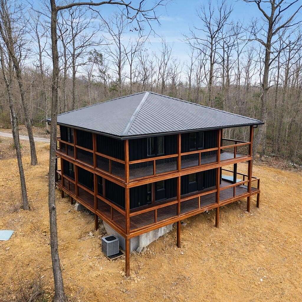 1.76 Acres of Land with Home for Sale in Frenchburg, Kentucky