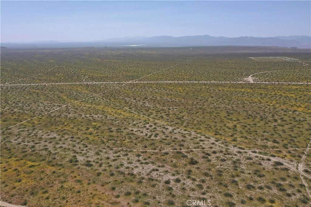 19.3 Acres of Land for Auction in California City, California