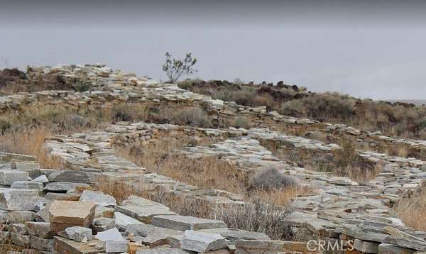 4.72 Acres of Land for Sale in Yucca Valley, California